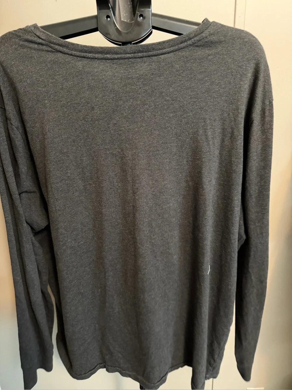 Polo Ralph Lauren Men's Long-Sleeve V-Neck T-Shirt Gray/Pink Pony